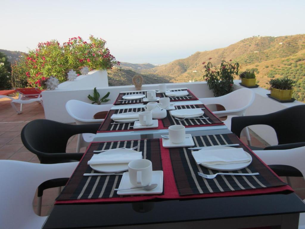Casa Los Dos (Adults Only) Sayalonga Exterior photo