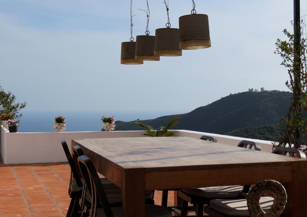 Casa Los Dos (Adults Only) Sayalonga Exterior photo